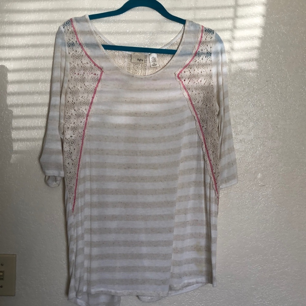 Cream and white striped elbow length shirt